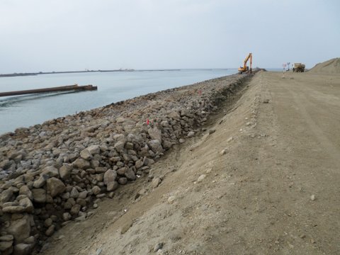 沙特導(dǎo)堤工程建設(shè)